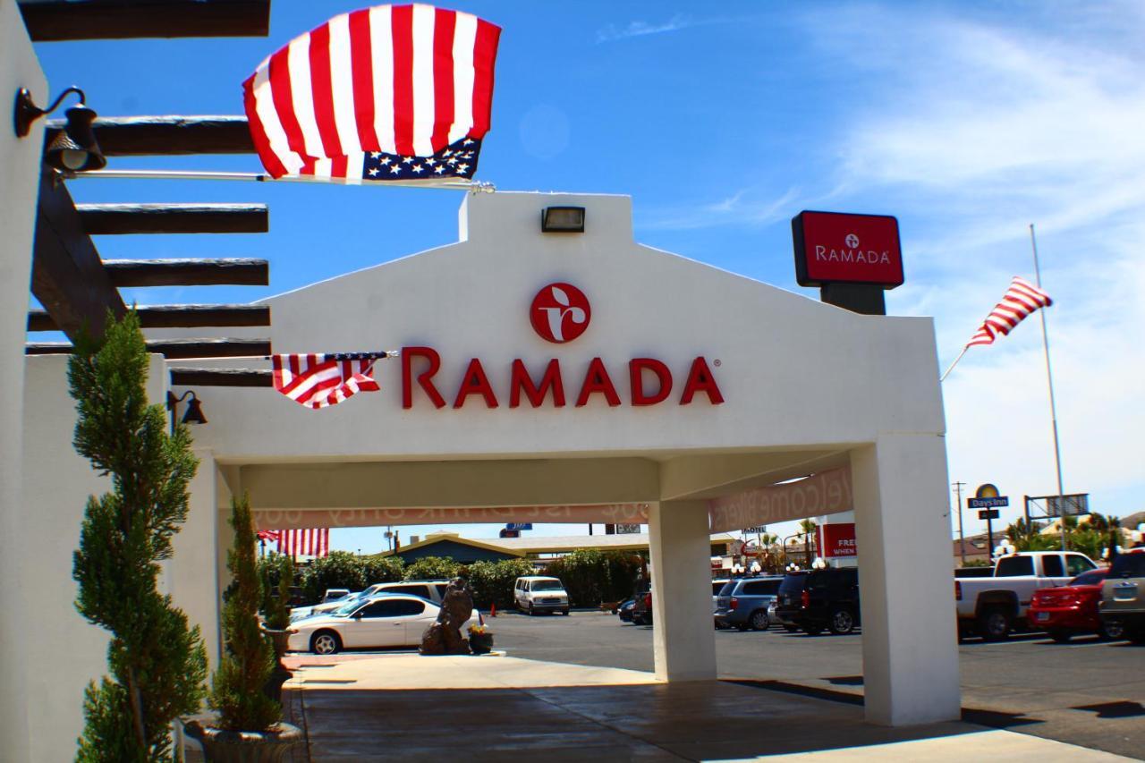Ramada By Wyndham Kingman Hotel Exterior foto